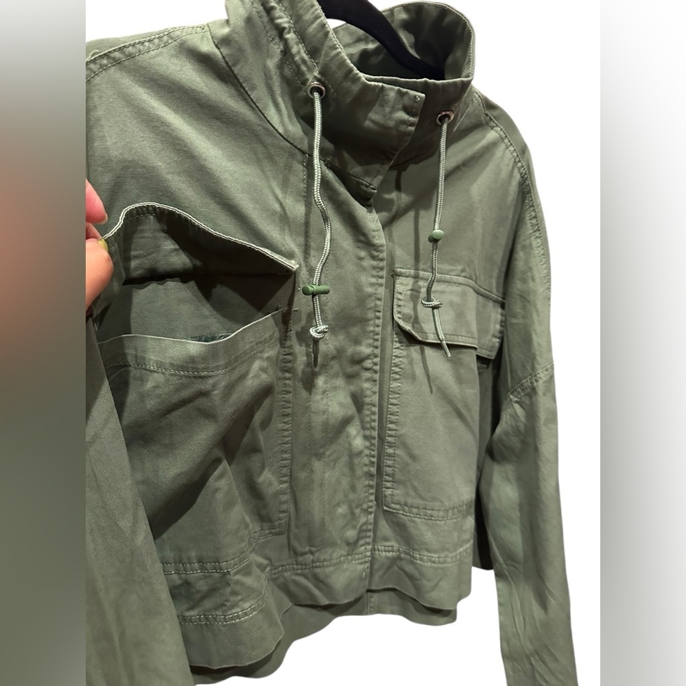 Vigoss Olive Utility crop Jacket size L - Picture 6 of 11